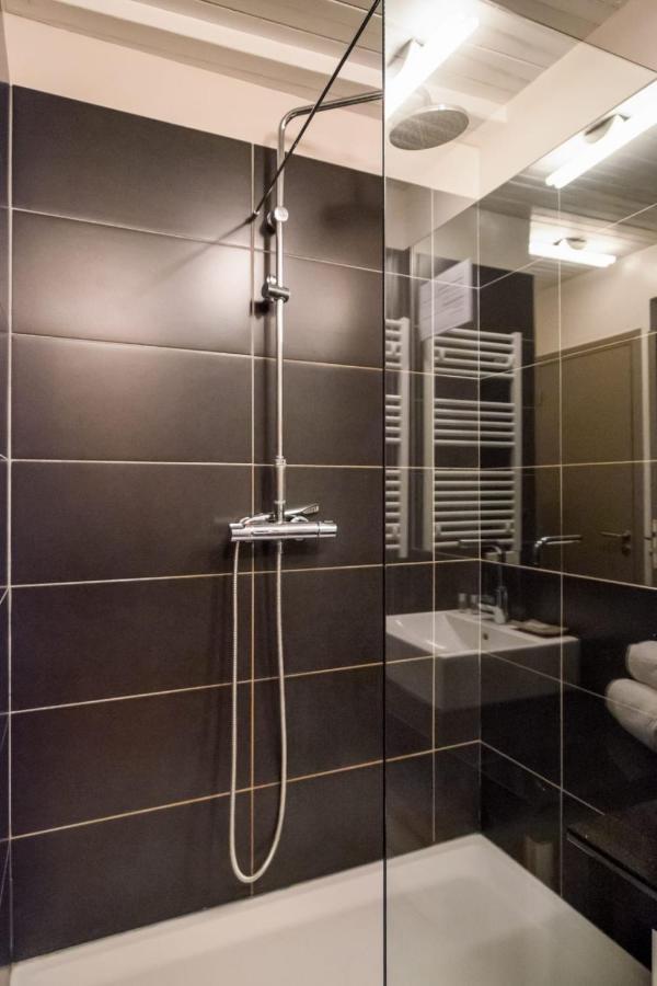 Vieille Bourse - Studio Close To Stations And Old City - Welkeys Lille Eksteriør billede