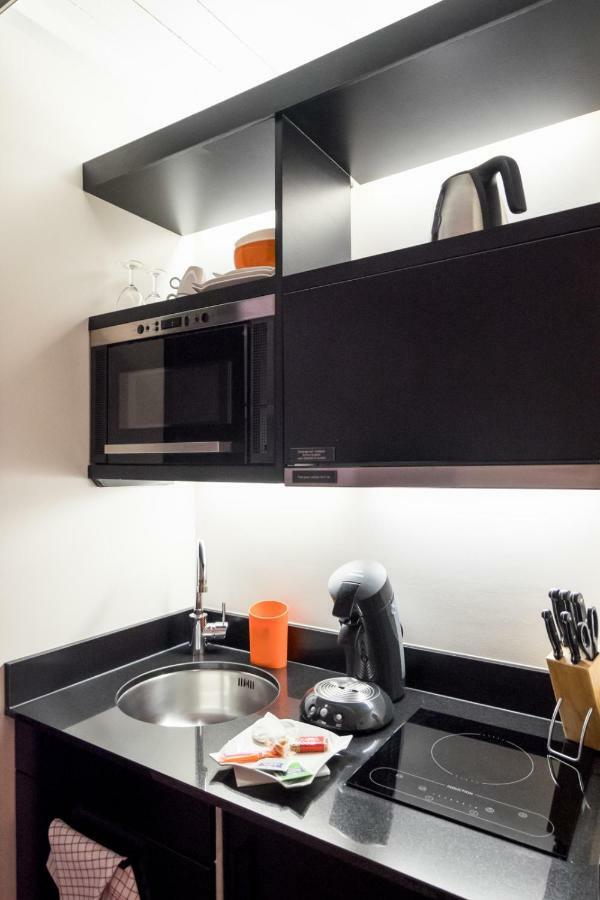Vieille Bourse - Studio Close To Stations And Old City - Welkeys Lille Eksteriør billede